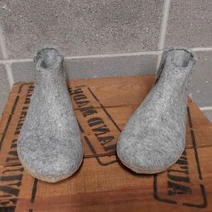 GLERUPS WOMEN'S SIZE US 7 EUR 38 LOW GREY BOOT SLIPON SHOES RETAIL $129.95